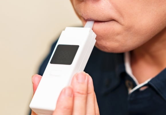 アルコールチェックの実施 アルコールチェックの実施